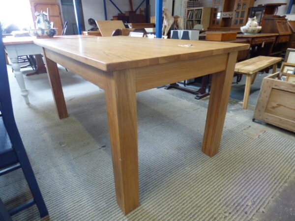 Oak Table - Image 3
