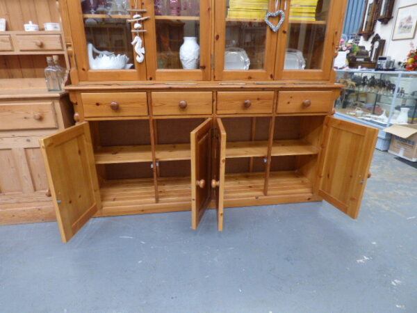 Large Dresser - Image 6