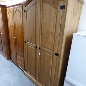 Mexican Pine Wardrobe