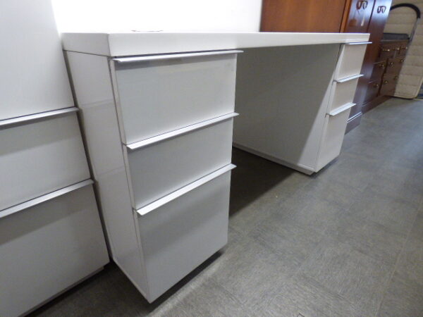 Modern & Stylish Desk & Cabinet - Image 2