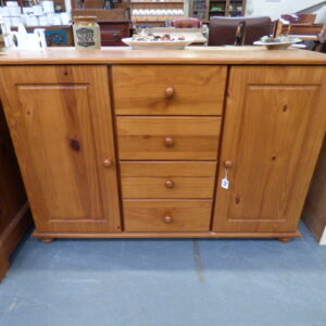 Sideboard