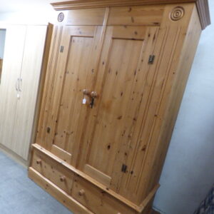 Large Pine Double Wardrobe