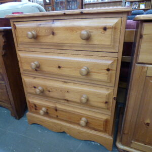 Pine Chest Of Drawers